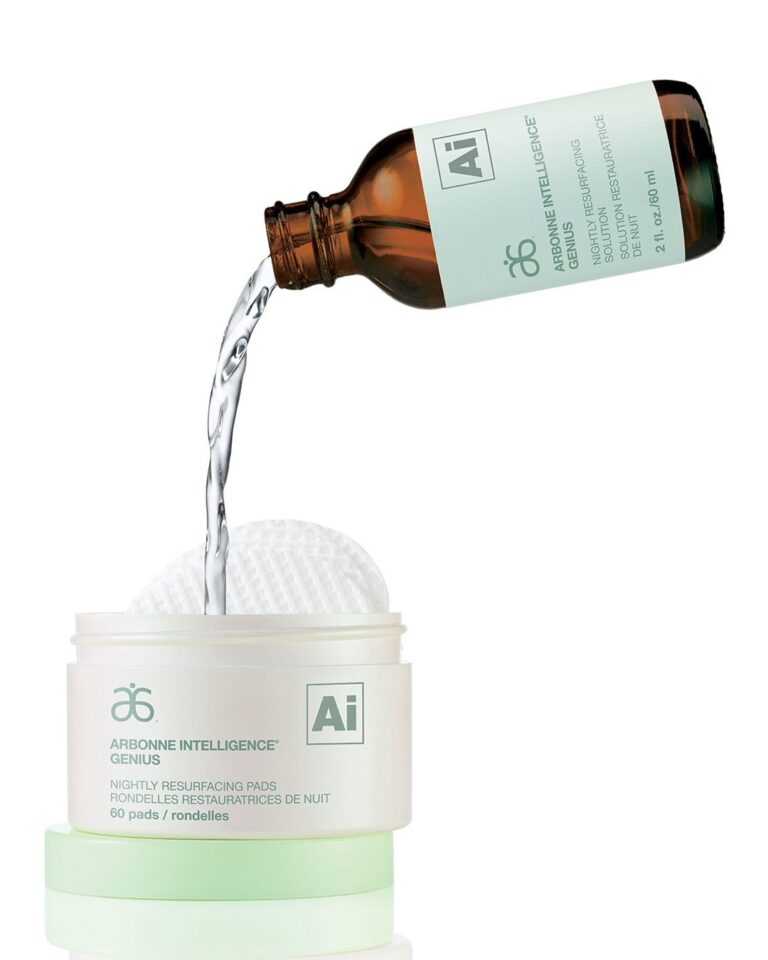 Arbonne Intelligence® Genius Nightly Resurfacing Pads & Solution